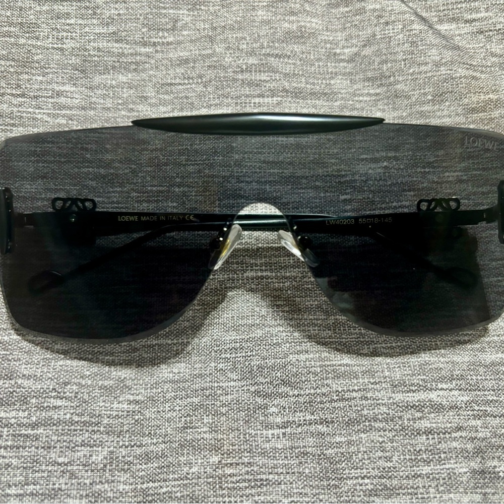 Designer unisex shades.